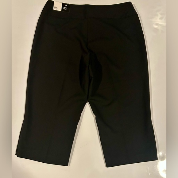 Fashion Bug Studio 1940 Black Cropped Trousers, Women's 12 - Picture 3 of 13